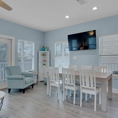 Blue Pineapple Villa
